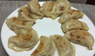 煎饺的做法 煎饺的做法 速冻饺子