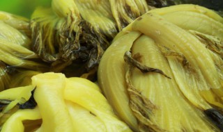 酸菜炒肉皮的做法（酸菜炒肉皮怎么炒）