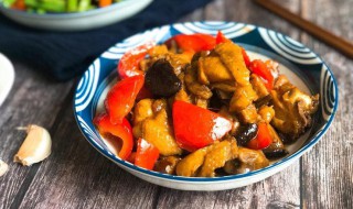 香菇鸡腿的做法（香菇炖肉的家常做法）