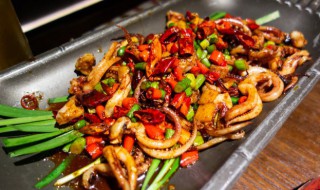 好吃简单的鱿鱼须做法 好吃简单的鱿鱼须做法视频