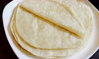 烙春饼怎么和面（烙馅饼怎样和面）