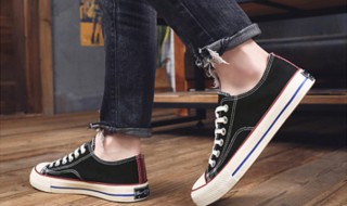 男士帆布鞋穿搭技巧（男生帆布鞋搭配）