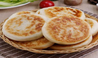 馅饼怎么做不粘（馅饼怎样不粘手）