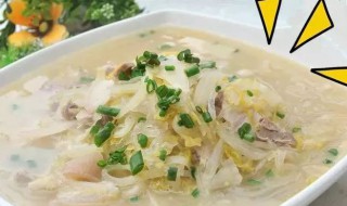 东北酸菜炖粉条的做法 东北酸菜炖粉条的做法家常做法
