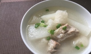 白萝卜汤的做法（清炖白萝卜汤的做法）