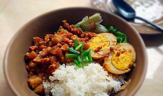 台湾卤肉饭怎么做（卤肉饭的做法）