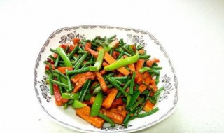 素鸡炒豇豆的家常做法（素鸡炒豇豆的家常做法窍门）