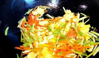 胡萝卜韭黄炒鸡蛋的家常做法?