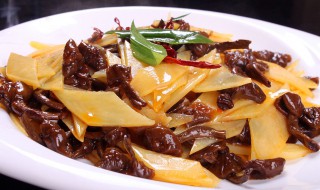 野生蘑菇炒土豆片的做法? 鲜蘑菇炒土豆片的做法