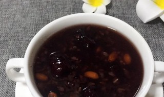黑米银耳羹的做法（黑米银耳粥的做法）