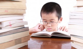 春雪古诗带拼音（春雪古诗带拼音图片）