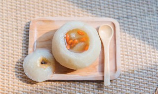 枸杞炖雪梨的做法?（枸杞炖雪梨的做法）