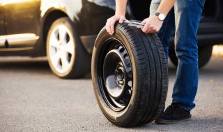 汽车轮胎快速充气方法 汽车轮胎充气操作