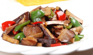 腊肉炒香干的做法（腊肉炒香干的做法窍门）