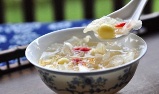 恋爱莲子羹怎么做的（莲子羹怎么做好吃）