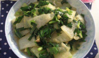 冬瓜丝炒韭菜怎么做啊（冬瓜丝炒韭菜怎么做啊视频）