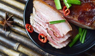 砂锅腊肉炖白菜怎么做（砂锅腊肉炖白菜怎么做的）