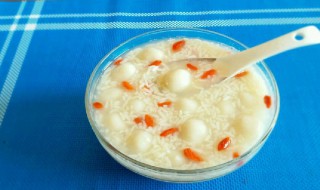 自己怎么做醪糟小汤圆 怎样做醪糟小汤圆