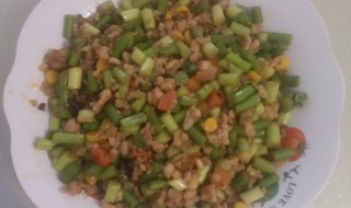 玉米蒜薹炒肉丁的家常做法 玉米蒜薹炒肉丁的家常做法窍门