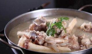 炖羊骨头汤最佳方法(炖羊骨头汤最佳方法窍门)