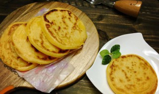 甜甜的糯米饼怎么做（甜甜的糯米饼怎么做视频）