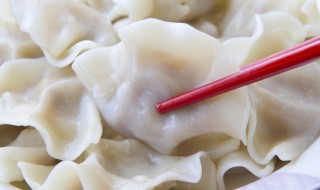 三文鱼韭黄饺子怎么做（三文鱼韭菜饺子馅的做法大全）