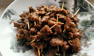 冻的牙签羊肉怎么做 冻的牙签羊肉怎么做的