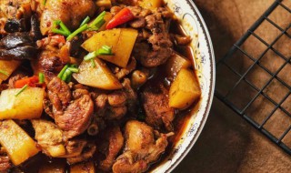 黄焖鸽子的做法和配方 黄焖鸽子的做法和配方窍门