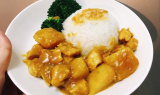 咖喱鸡饭便当怎么做（咖喱鸡饭便当怎么做视频）