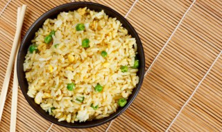 茄丁豌豆炒饭教程 茄丁豌豆炒饭教程视频