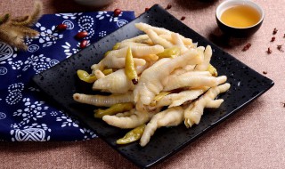 木瓜鸡脚丰胸汤教程 鸡爪木瓜汤可以丰胸吗?