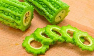 土豆烧苦瓜怎么做 土豆炒苦瓜怎么做