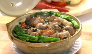 豉香排骨煲仔饭怎么做 豉香排骨煲仔饭怎么做视频