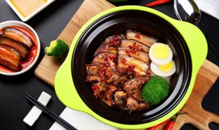 煲仔饭用微波炉怎么做（煲仔饭微波炉加热多久）