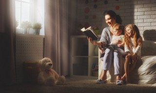 适合小孩子听的睡前故事 适合小孩子听的睡前故事有哪些