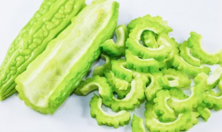 红焖苦瓜（红焖苦瓜的做法）