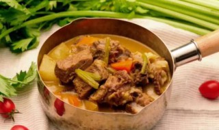 咖喱牛腩火锅（咖喱牛腩汤的做法 最正宗的做法）