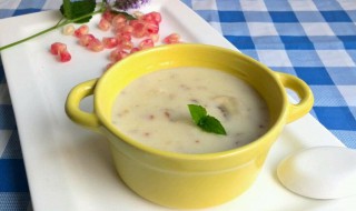 奶油蘑菇花菜浓汤怎么做 奶油蘑菇汤配菜