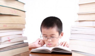 星驰电掣成语解释（什么驰电掣成语）