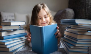 趴下的趴组词（趴下的趴组词抽屉的屉组词）