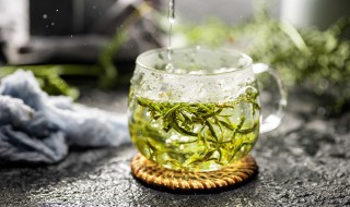 关于茶的俗语和诗句 关于茶的俗语和诗句有哪些