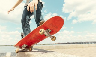 supreme是什么牌子 supreme是什么牌子车