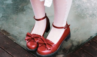 zhr是什么牌子的鞋（zhr是什么牌子的鞋价格）