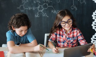 坐立不安是什么意思 坐立不安的坐立是什么意思?