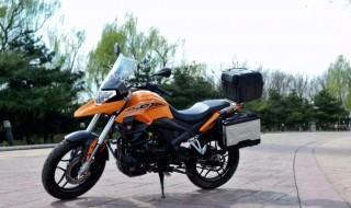 宗申赛科龙RX1摩托车尾灯长亮为什么(宗申赛科龙rx1s改大小眼大灯)