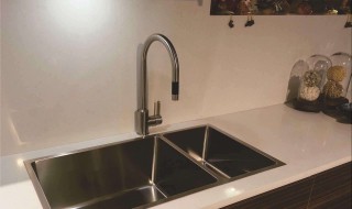 厨房洗菜盆水龙头漏水 厨房洗菜池漏水