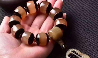 羚羊角手串怎样盘（羚羊角手链怎么盘玩）