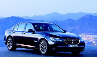 宝马7系空调怎么一直自动打开（宝马7系怎么关闭自动空调）