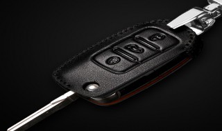 高尔夫遥控锁换电池没用（高尔夫遥控锁换电池没用了）