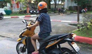 摩托车没油了什么表现 摩托车没油了什么表现图片